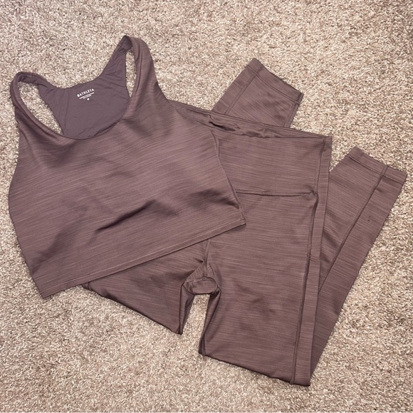 Athleta Set- Size Medium - Picture 1 of 1